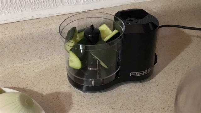 BLACK + DECKER / PICADOR DE ALIMENTOS / MODELO HC150B смотреть онлайн