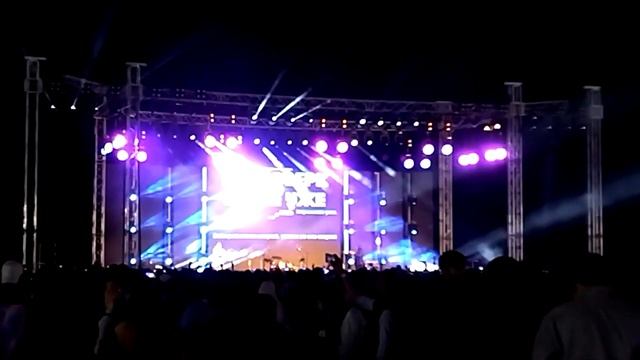 Наш Новый год в ОАЭ смотреть онлайн