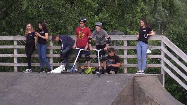 Кузьминов Илья - Oxelo Freestyle Scooter Contest в Алтуфьево смотреть онлайн