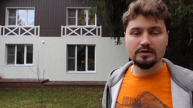 Вертикальный способ монтажа японских панелей KMEW и фасадного сайдинга Кедрал