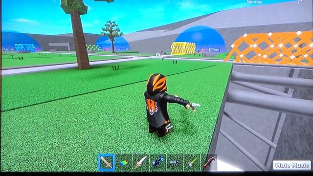 HOW TO BASE KILL & USE INVINCIBILITY GLITCH!!! Lucky Block Battlegrounds ROBLOX смотреть онлайн