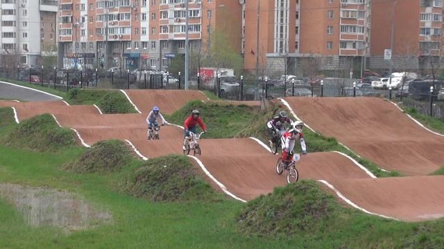 BMX 4 этап кубка России (1) - малый финал элита женщины смотреть онлайн