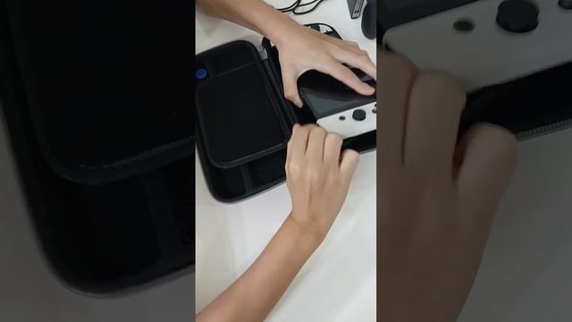 видеообзор чехла для Nintendo OLED смотреть онлайн