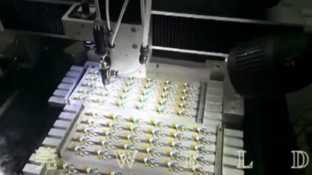 epoxy doming machine Donald Duck covering glue process Weldo Video 9 смотреть онлайн