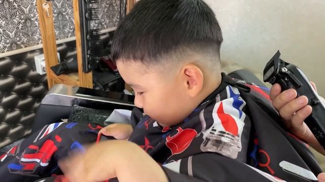 Kids boy haircut. Стрижка мальчика смотреть онлайн