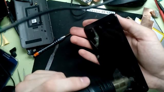 Замена дисплейного модуля ASUS ZenFone 2 (ZE551ML) смотреть онлайн