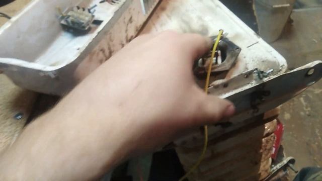 Радикальный ремонт масляного радиатора с механическим управлением|Починка обогревателя на работе