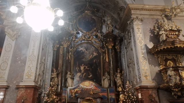 Wien (A-1010) Vollgeläut der Franziskanerkirche zum Hl. Hieronymus смотреть онлайн