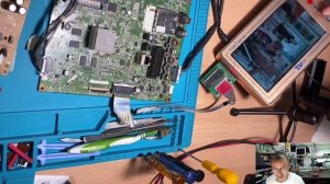 Ремонт материнской платы телевизора  и проверка с помощью TV160