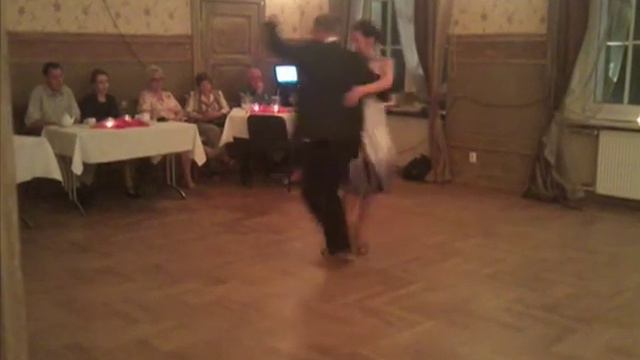 Isabella & Iwan demo Olsztyn 2011 El Portenito.mov смотреть онлайн