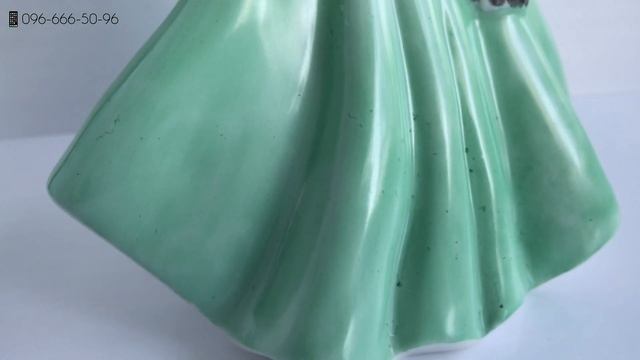 Статуетка Циганка• Фарфоровая статуэтка Цыганка с платком или Поющая цыганка с шалью (Киевский ЭКХЗ смотреть онлайн