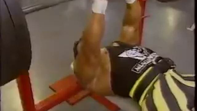 KEVIN LEVRONE HEAVIEST TRICEP CLOSE GRIP PRESS