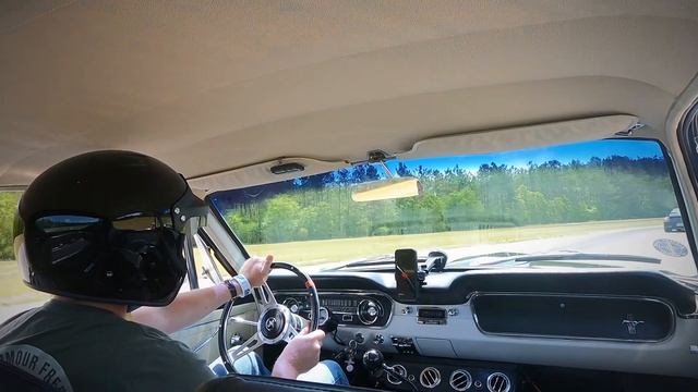 Ford Mustang 65 Fastback 302 5 speed with Shelby GT350 Exhaust Round 1 at CMP Solo смотреть онлайн