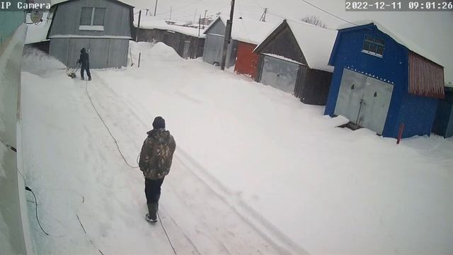 Купил и не пожалел! Отзыв после снегопадов в описании. Электрический снегоуборщик HUTER SGC 2300E. смотреть онлайн