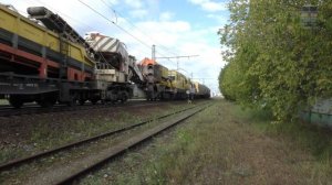 Хозяйственный поезд РЖД под тягой тепловоза 2М62-0661. Родной тифон "машки"!)