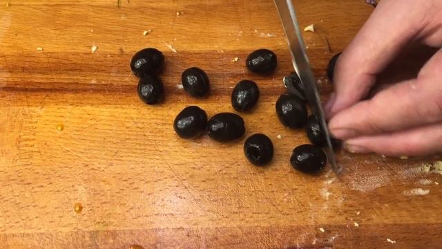 Какой салат приготовить из помидор, яйца и листа салата смотреть онлайн