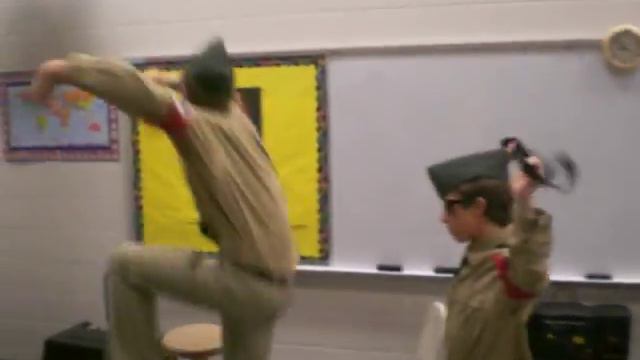 Nazi Piano Dance #2 смотреть онлайн