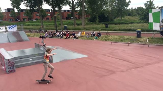 Amos in 't Anker's "Amos GOES" part смотреть онлайн