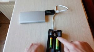 LiitoKala Lii-202 зарядное устройство