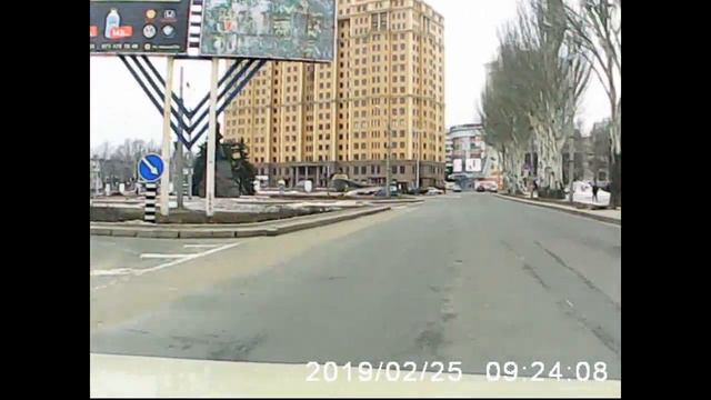донецк 25,02,19 Шахтерская площадь смотреть онлайн