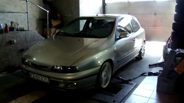 Fiat Bravo 1,6 16v by wolniacz - Dyno смотреть онлайн