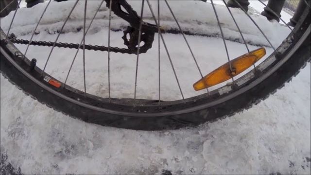 Веломоменты 19 Встречка, пробитое колесо и крякалка смотреть онлайн