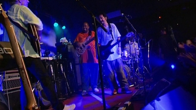 LARRY CARLTON & STEVE LUKHATER - RED HOUSE - LIVE HD смотреть онлайн