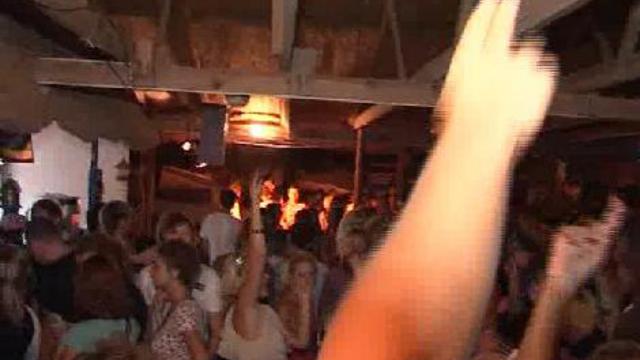 ТРЭК &amp; DJ BLuezZ смотреть онлайн