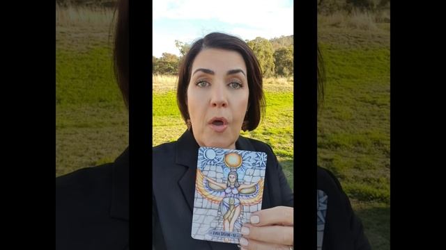 Daily Oracle Reading - 21/4/2023 - Time to open your heart to receiving смотреть онлайн