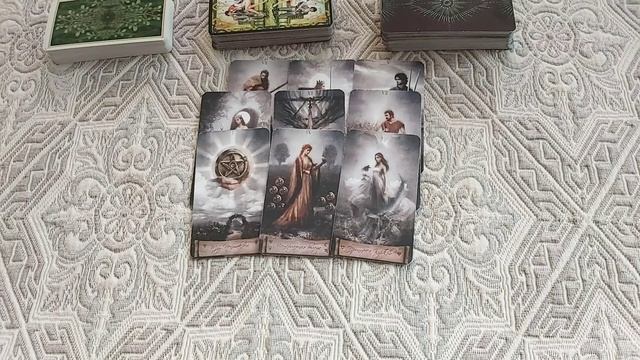 МЫСЛИ, ЧУВСТВА, ДЕЙСТВИЯ МУЖЧИНЫ❤ Таро гадание онлайн на любовь ? смотреть онлайн