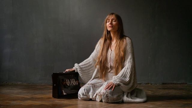 Om Asatoma / Od ciemności do światła - Anna Wiktoria Ostafil смотреть онлайн