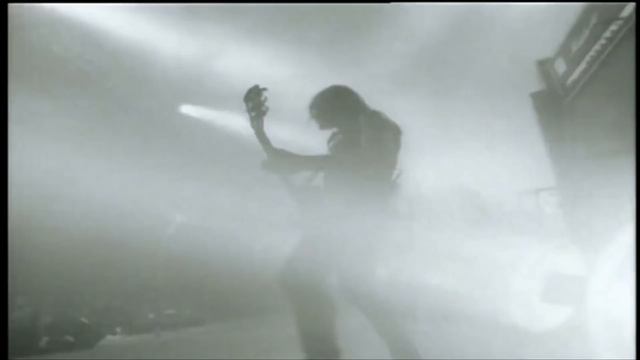 Motörhead - Love Me Forever