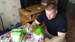 Ирригатор для чистки зубов и удаления налета.