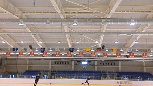 ⛸️Влог: тренировочный день. Любительское фигурное катание⛸️ смотреть онлайн