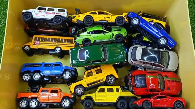Review Box Full Of Toy Cars Porsche, Nissan, Peugeot, Renault, Hyundai, Mercedes, Nissan #04 смотреть онлайн