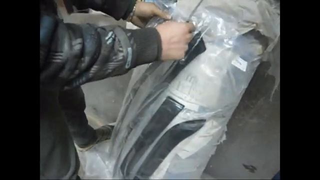 покраска в гараже Daewoo Matiz, бюджетный ремонт порогов смотреть онлайн