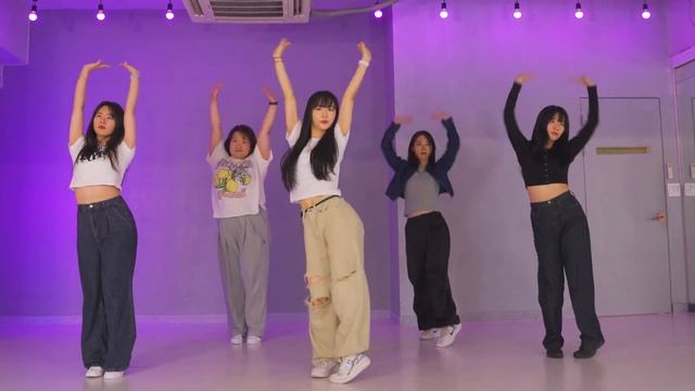 MIRA T. 화사(Hwasa) - 'I Love My Body' Cover DanceㅣK-POP Basic Class смотреть онлайн