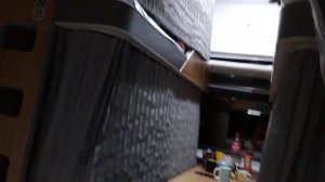 Обзор бокового места в вагоне скорого поезда