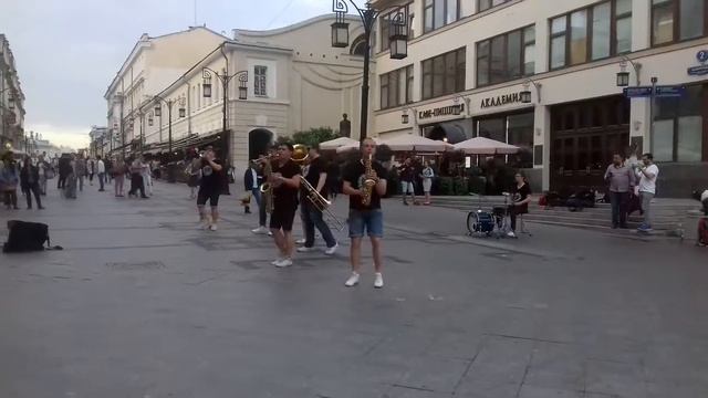BRASS BAND "Вежливые люди" смотреть онлайн