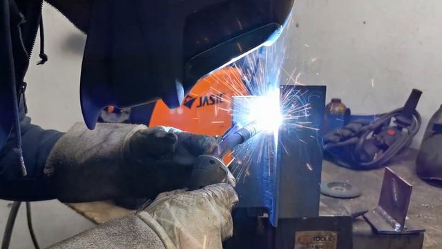 MAG Zavarivanje ( Jasic MIG 160 )