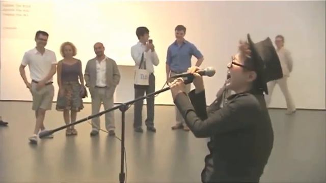 Yoko Ono Sings "Africa" #yokoono #africa #toto смотреть онлайн