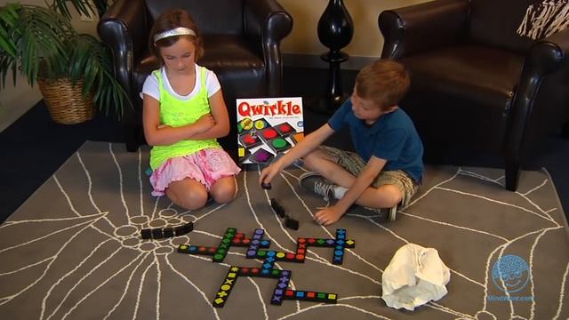 MindWare's Most Awarded Game: Qwirkle! смотреть онлайн
