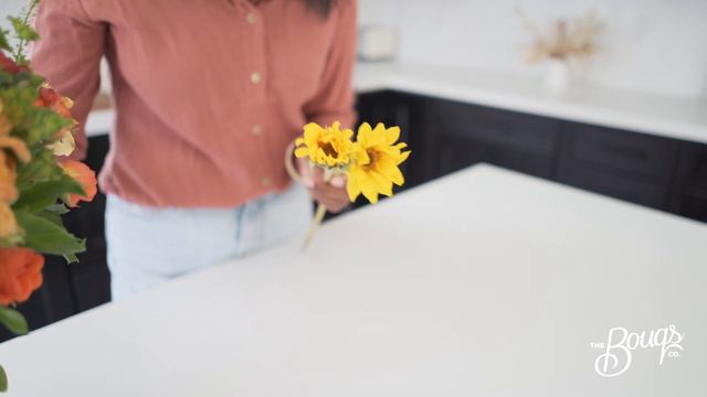 How to Arrange Sunflowers - Bouq Care 101 | The Bouqs Co. смотреть онлайн