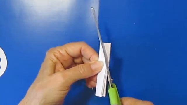 Рождественская звезда из бумаги своими руками на Новый год декор поделка. смотреть онлайн