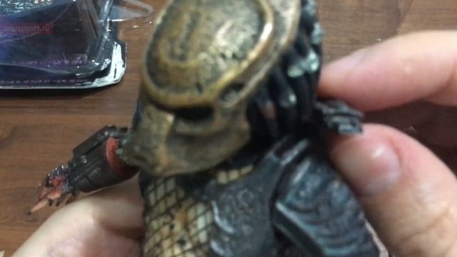 Фигурка Хищника из второй моей любимой части фильма смотреть онлайн