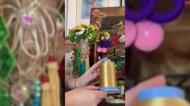 СЕРЬГИ ИЗ ФЕТРА И БИСЕРА СВОИМИ РУКАМИ ДЛЯ ПРАЗДНИЧНОГО НАСТРОЕНИЯ смотреть онлайн