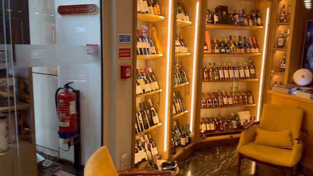🇵🇹 La Casa del Habano Oporto / Armando Cigars смотреть онлайн