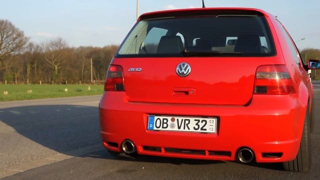 VW Golf 4 R32 F-Town Aggressor 3,5 Zoll смотреть онлайн
