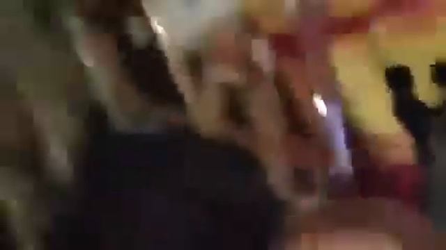 Санбой хочет пить кюш повидло, утомившись от песни