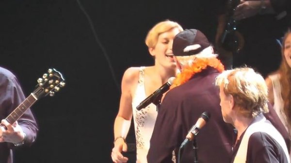 Beach Boys - Barbara Ann @ Hanns-Martin-Schleyer-Halle, Stuttgart 2012